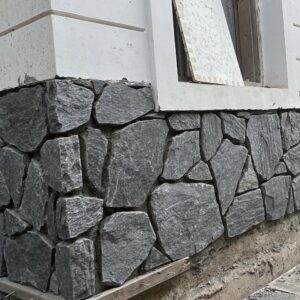 Avaani Pacific Peak Roman Fieldstone